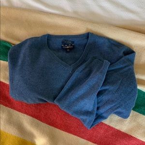 Clubroom Cashmere V-Neck